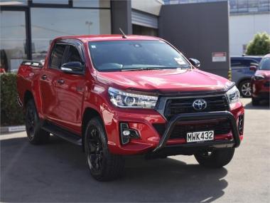 2020 Toyota Hilux SR5 CRUISER 4WD/4X4, Leather