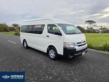 2017 Toyota Hiace 12 Seat 3.0TD Minibus ZX