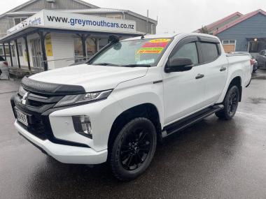 2022 Mitsubishi Triton DC GLSB 4WD 6AT 2.4D