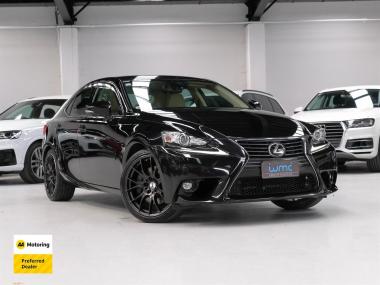 2016 Lexus IS 200t 2.0lt Turbo