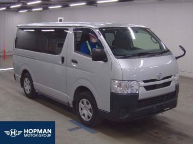 2020 Toyota Hiace 2.8 TD 4WD