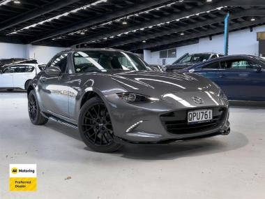2017 Mazda MX-5 Roadster RF VS 'Leather Package'