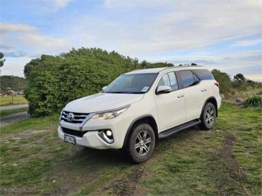 2017 Toyota Fortuner 4WD GX 2.8DT SUV/5 6AT (GFSTG