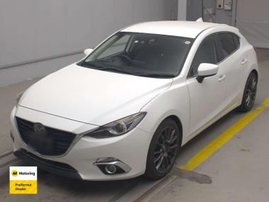 2015 Mazda Axela 20S Sportshatch 'Touring' 6-Speed