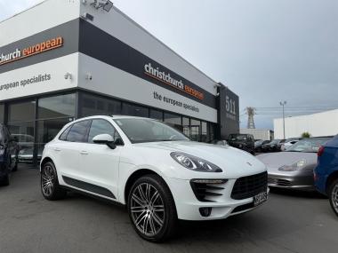 2015 Porsche Macan S 3.0 Twin-Turbo V6