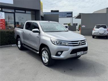 2017 Toyota Hilux SR5 DIESEL 4WD/4X4, AUTO