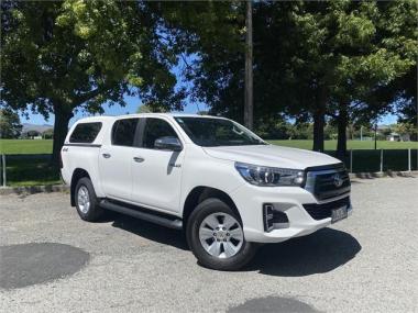 2020 Toyota Hilux SR5 Double Cab 2.8L Turbo Diesel