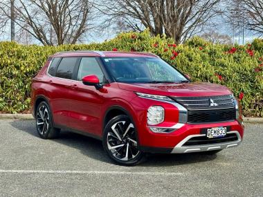 2023 Mitsubishi Outlander NEW GENERATION XLS SPEC 