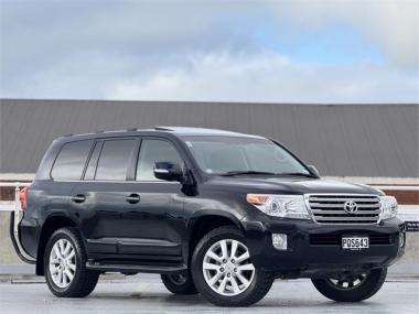 2013 Toyota Land Cruiser VX