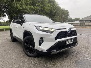 2024 Toyota RAV4 XSE 2.5P HV ECVT AWD SUV
