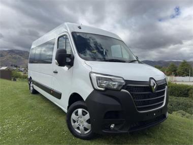2026 Renault Master 2.3 12 Seat Passenger Van