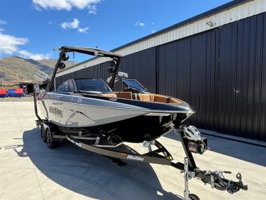 2023 Malibu Wakesetter 23 LSV Wake Boat