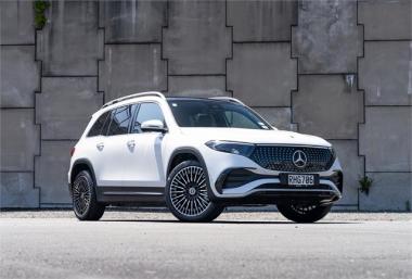 2025 MercedesBenz EQB 250+