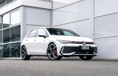 2025 Volkswagen Golf GTI Facelift 195kW