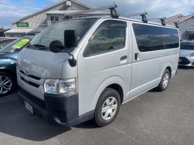 2019 Toyota Hiace Regius 5 Door