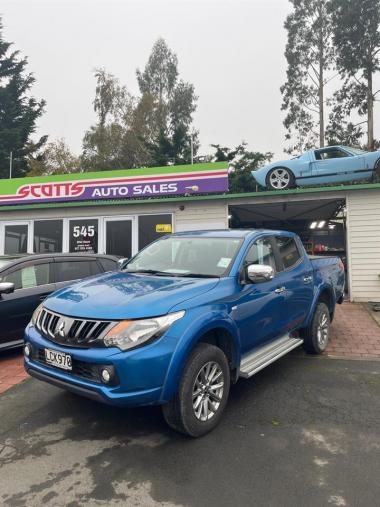 2017 Mitsubishi triton D/CAB GLXR 2.4D/6MT