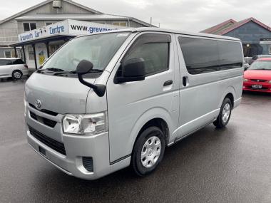 2020 Toyota Hiace 2.8D