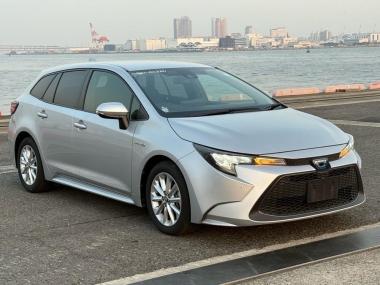 2019 Toyota Corolla Touring Hybrid S