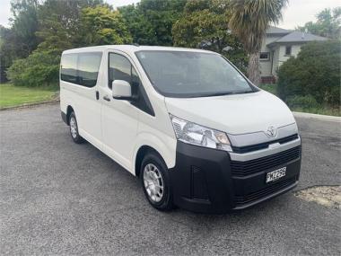 2022 Toyota Hiace ZR 2.8DT 6AT RWD GVN/5D/2S (HSGA