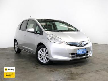 2012 Honda Fit Hybrid 'XH Selection'