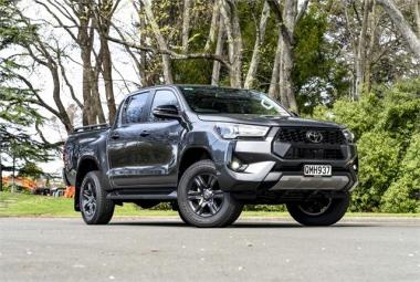 2024 Toyota Hilux SR5 2.8L Turbo Diesel Double Cab