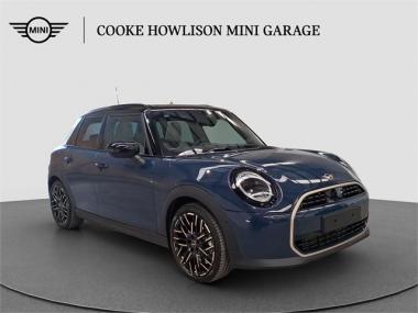 2026 MINI Cooper C 5 Door Favoured