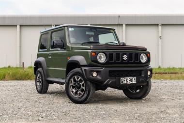 2023 Suzuki Jimny SIERRA 1.5P/4WD/5MT