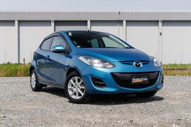 2012 Mazda Demio 13-SkyActiv