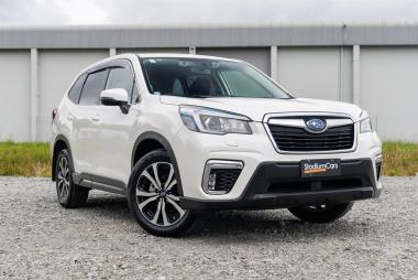 2018 Subaru Forester Premium 2.5P 4WD