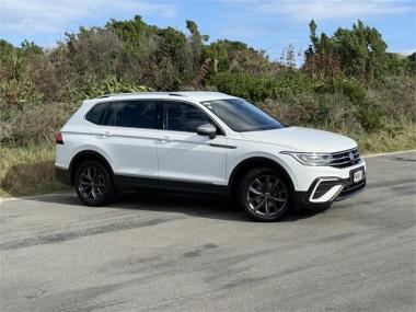 2023 Volkswagen Tiguan Allspace Life 2WD 1.