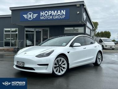 2022 Tesla Model 3 SR+