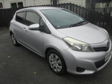 2013 Toyota VITZ