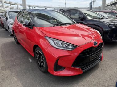 2020 Toyota Yaris Hybrid Z