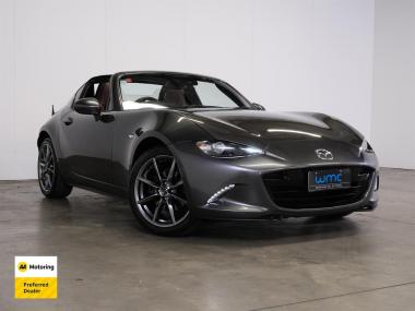 2017 Mazda MX-5 Roadster RF VS 'Leather Package'