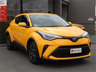 2020 Toyota C-HR G SPEC HYBRID CHR, Leather