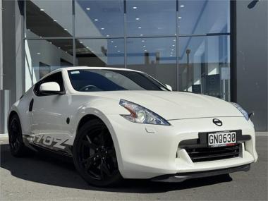 2012 Nissan 370Z Coupe Manual