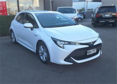 2021 Toyota Corolla GX HYBRID, Push Start