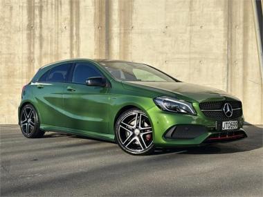 2016 MercedesBenz A- Class A250 Sport 4M 2.0P/4