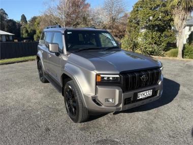 2024 Toyota Land Cruiser Prado VX 2.8D Hybrid 8AT 