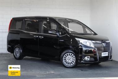 2015 Toyota ESQUIRE HYBIRD XI 7 Seater