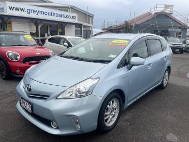 2012 Toyota Prius ALPHA