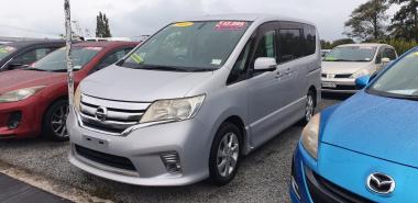 NISSAN SERENA VAN