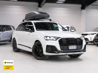2023 Audi Q7 55TFSI Quattro 'S-Line' 7-Seater