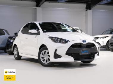 2021 Toyota Yaris Hybrid 'X'