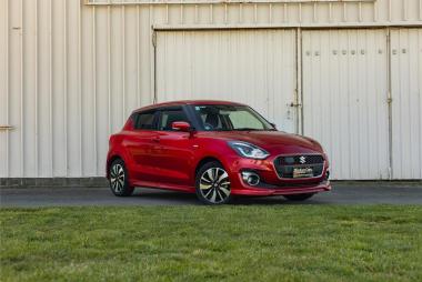 2017 Suzuki Swift Hybrid RS