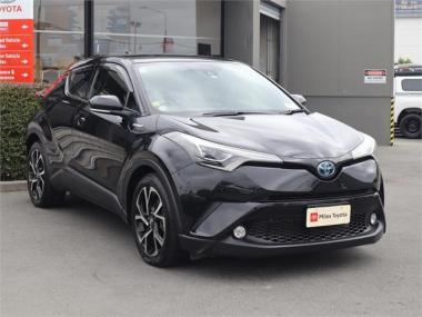 2017 Toyota C-HR G Spec HYBRID CHR, Leather