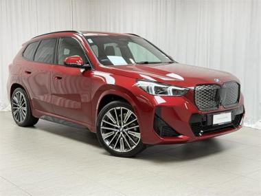 2026 BMW iX1 62EF xDrive30