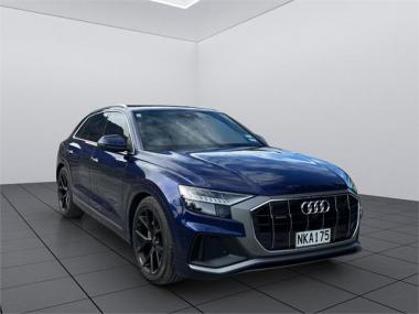 2018 Audi Q8 3.0DT/4WD/8AT