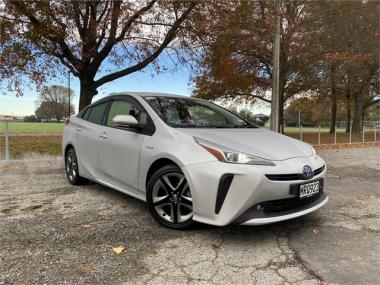 2020 Toyota Prius SX 1.8L Hybrid CVT