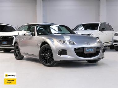 2013 Mazda MX-5 Roadster VS RHT 'Facelift'